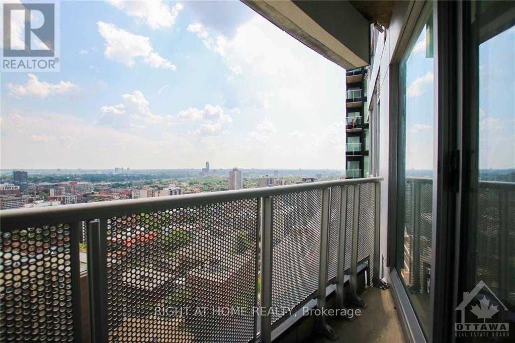 2306 - 40 Nepean Street, Ottawa, Ontario  K2P 0X5 - Photo 2 - X13441024