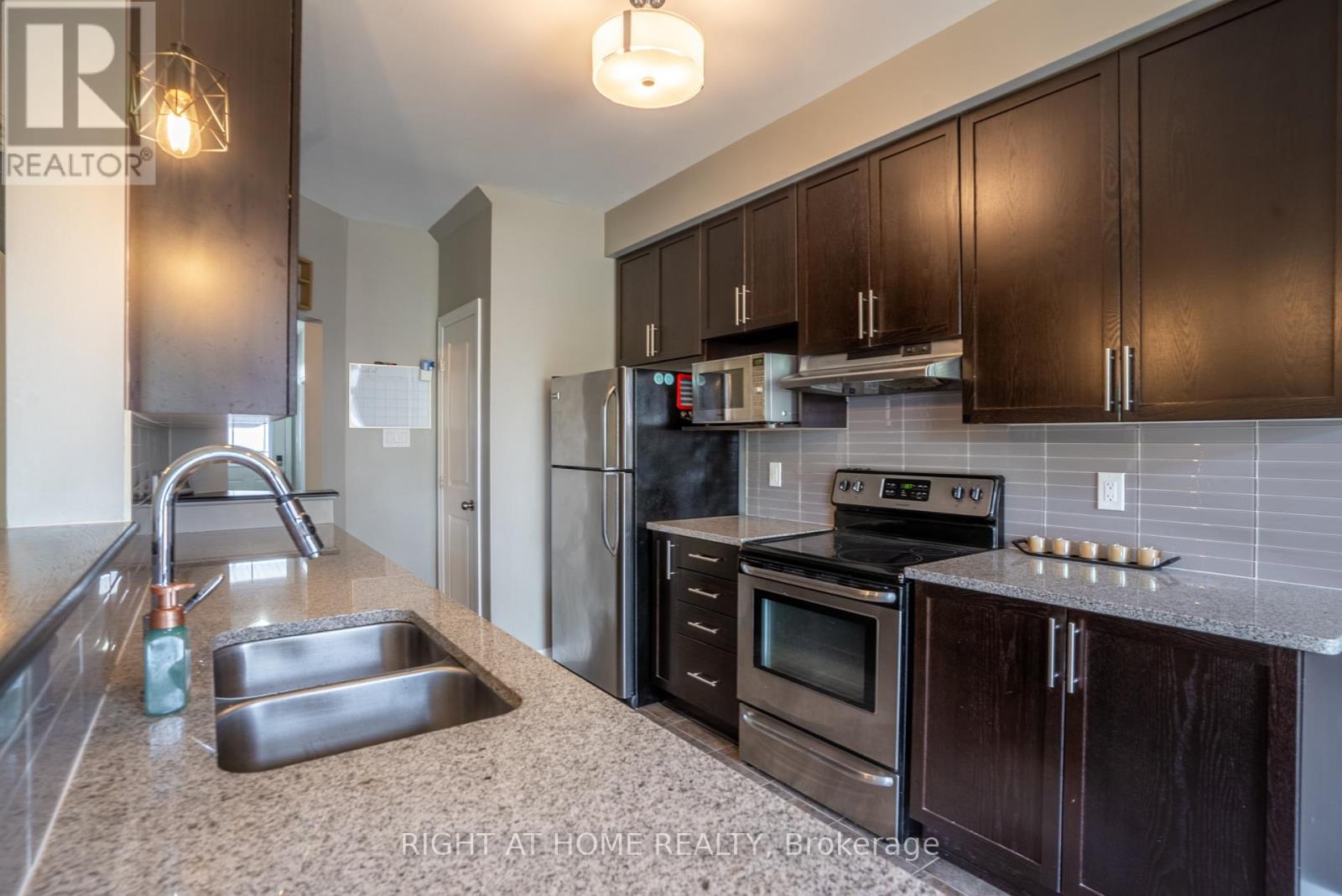 712 Brian Good Avenue, Ottawa, Ontario  K4M 0C1 - Photo 10 - X13441042
