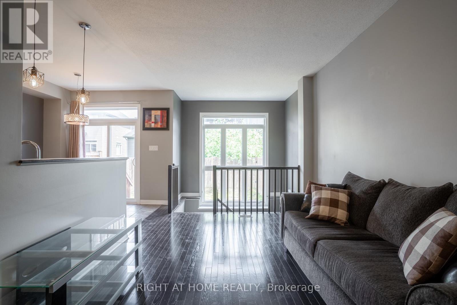 712 Brian Good Avenue, Ottawa, Ontario  K4M 0C1 - Photo 4 - X13441042