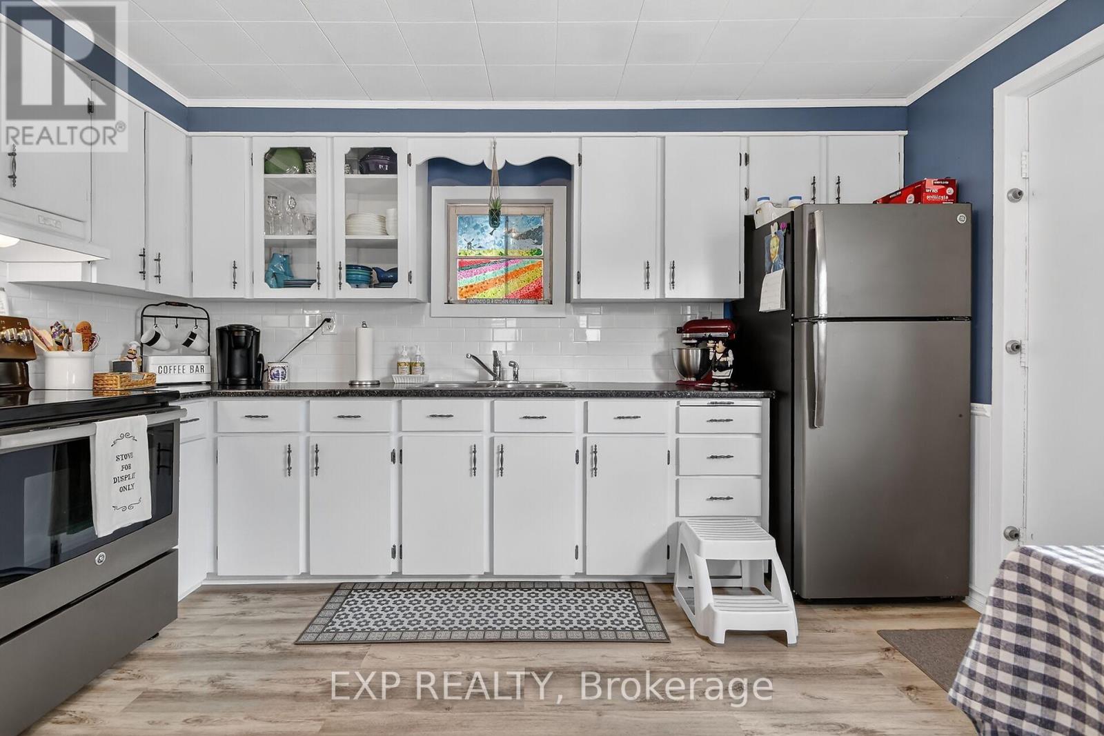 82 Munro Street, Carleton Place, Ontario  K7C 1H7 - Photo 12 - X13441054