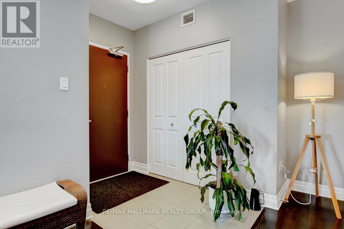 1101 - 90 Landry Street, Ottawa, Ontario  K1L 0A9 - Photo 5 - X13441096