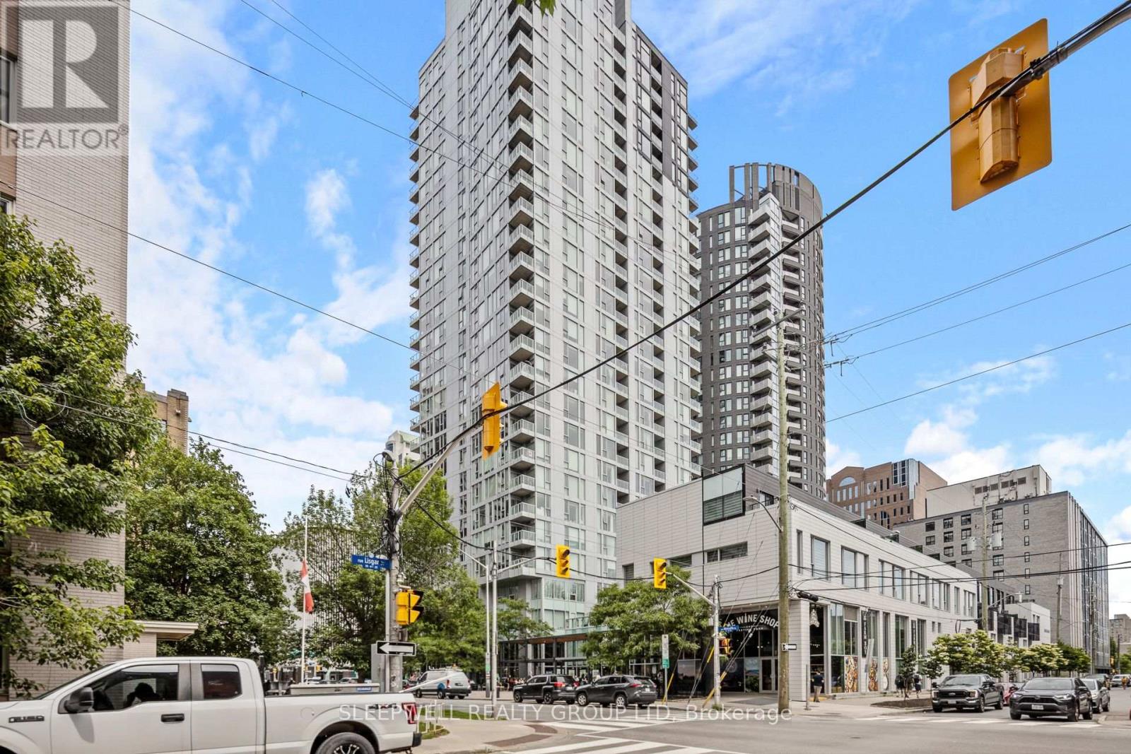 406 - 179 Metcalfe Street, Ottawa, Ontario  K2P 1P7 - Photo 1 - X13441240
