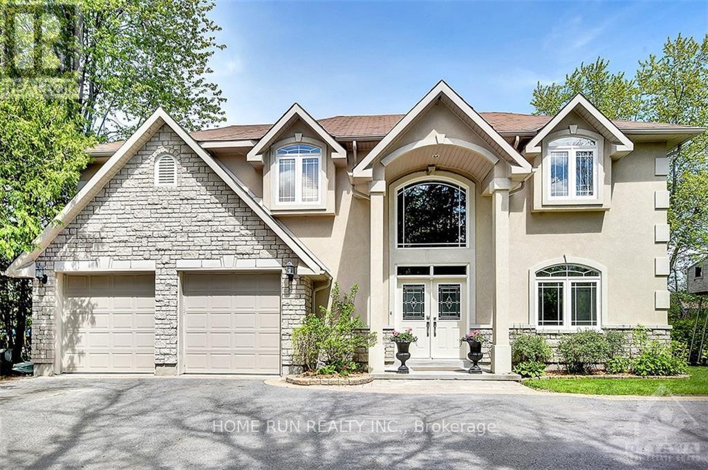 3 WINDING WAY, Ottawa, Ontario