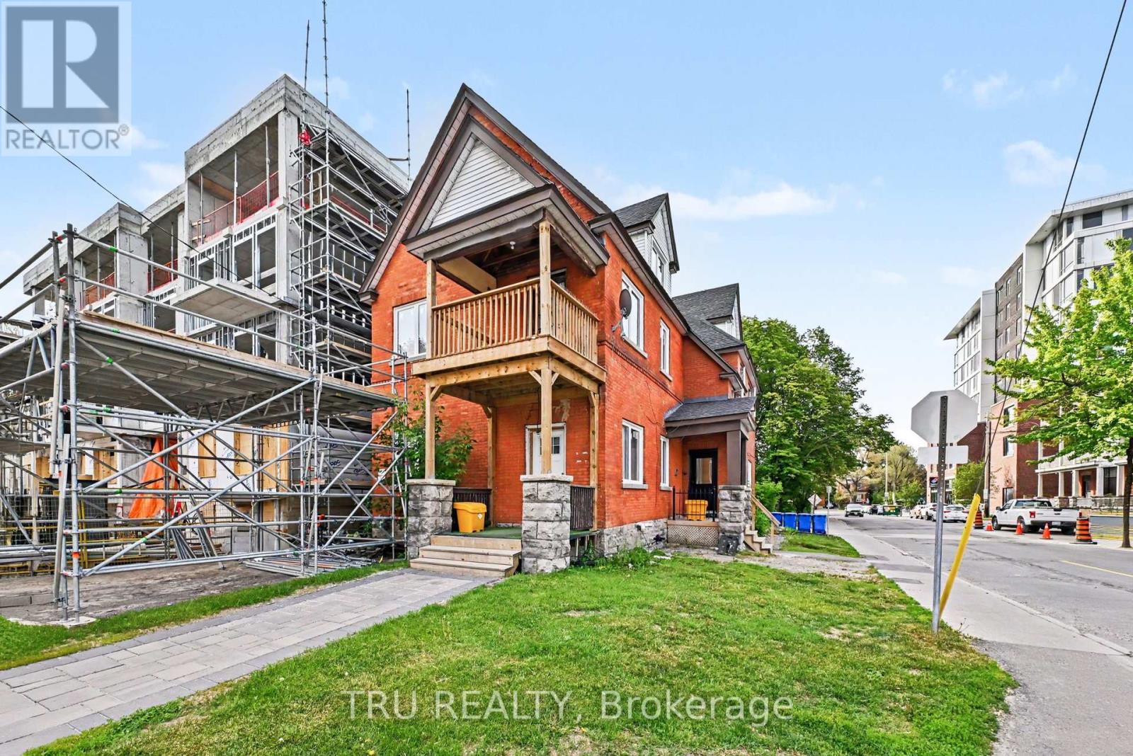 351 Friel Street, Ottawa, Ontario  K1N 7W7 - Photo 19 - X13441322