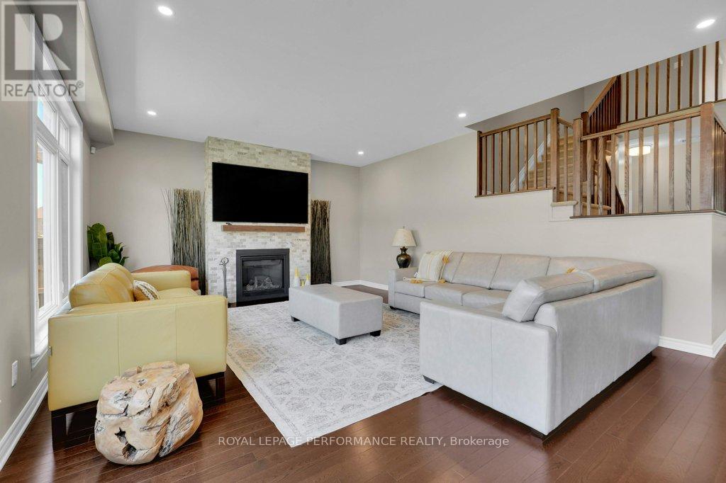 210 Trollius Way, Ottawa, Ontario  K1T 0R7 - Photo 15 - X13441534