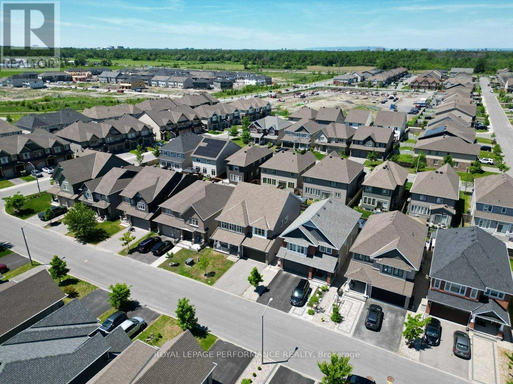 210 Trollius Way, Ottawa, Ontario  K1T 0R7 - Photo 41 - X13441534