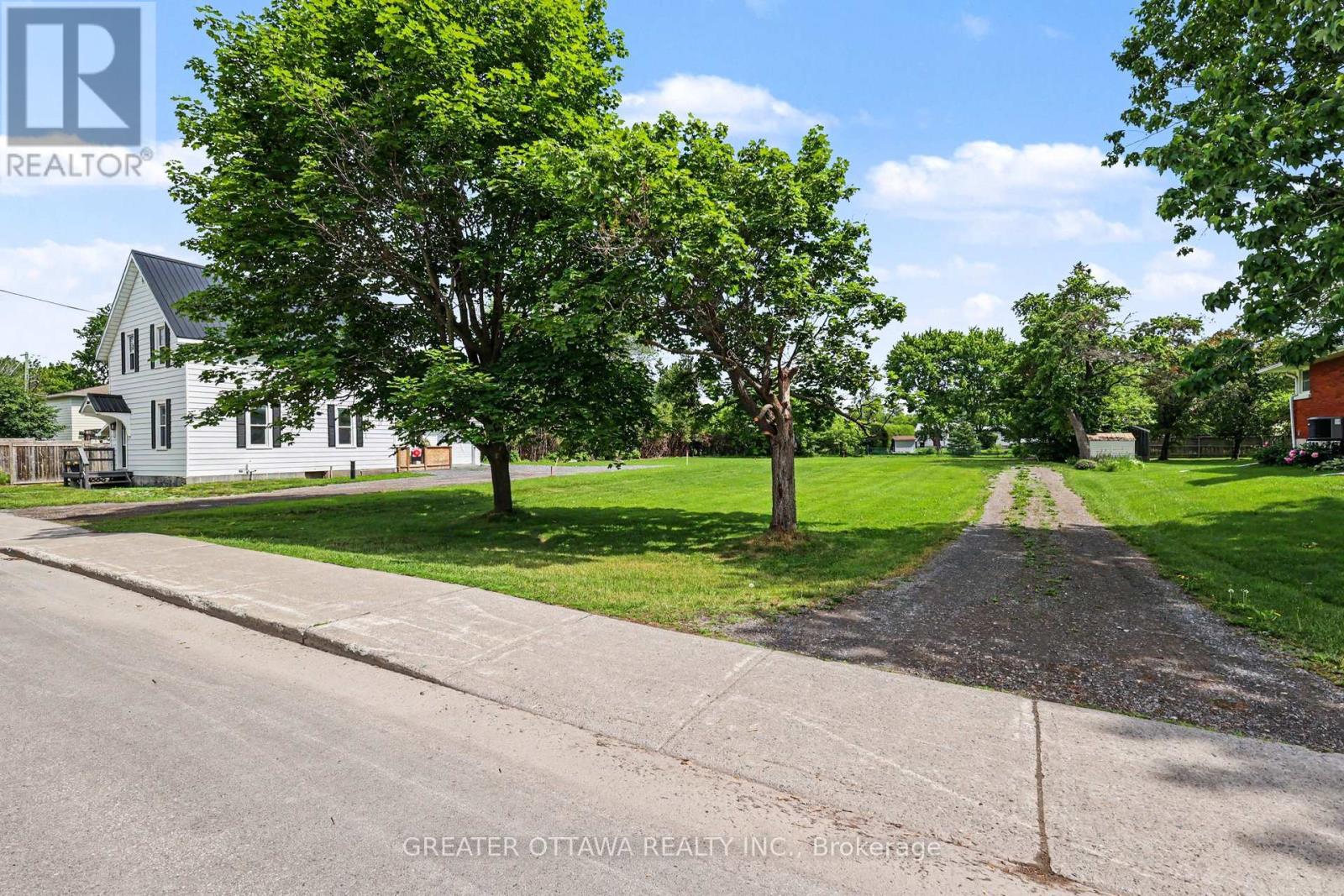 3607 Mcbean Street, Ottawa, Ontario  K0A 2Z0 - Photo 2 - X13441548