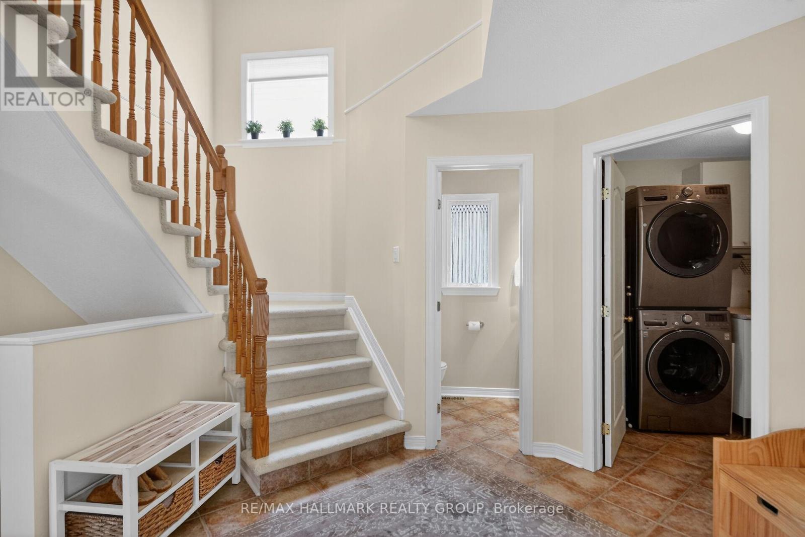 48 Avonmore Crescent, Ottawa, Ontario  K2G 6J7 - Photo 5 - X13441608