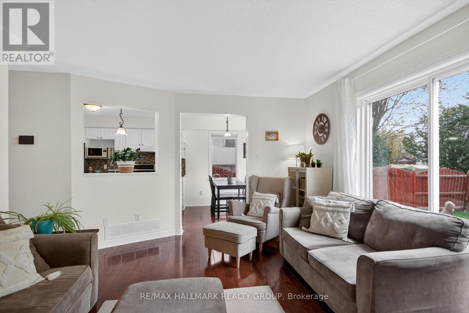 48 Avonmore Crescent, Ottawa, Ontario  K2G 6J7 - Photo 9 - X13441608