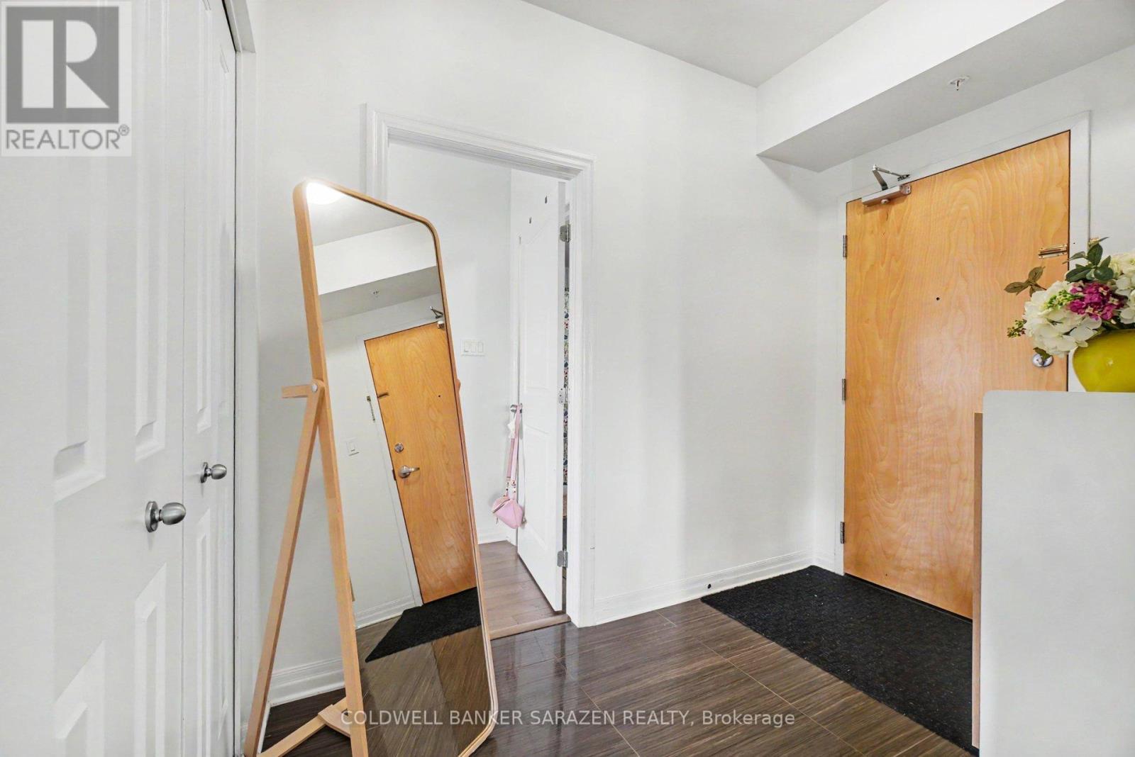 303 - 250 Winterfell Private, Ottawa, Ontario  K1G 4J1 - Photo 4 - X13441650