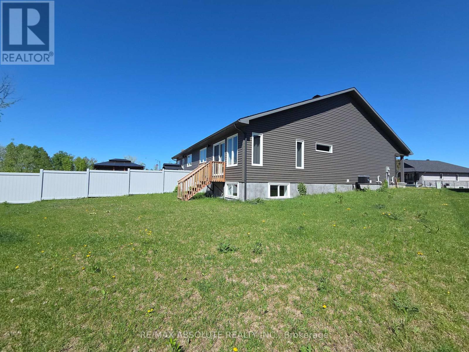15 Seabert Drive, Arnprior, Ontario  K7S 0H9 - Photo 16 - X13441684