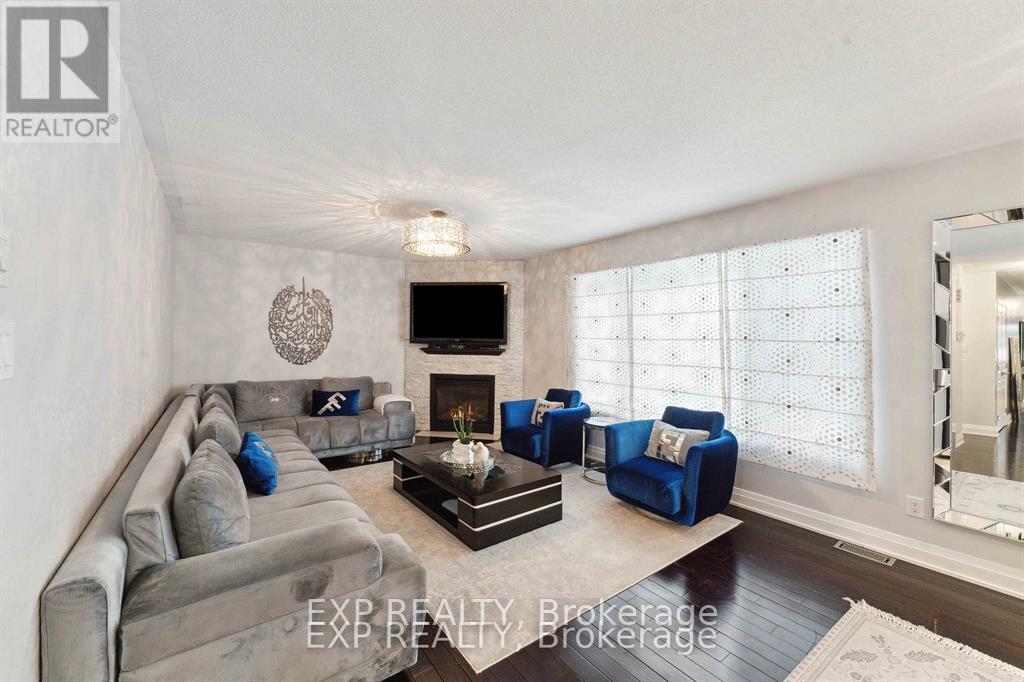 316 Wild Iris Avenue, Ottawa, Ontario  K1T 0B6 - Photo 4 - X13441958