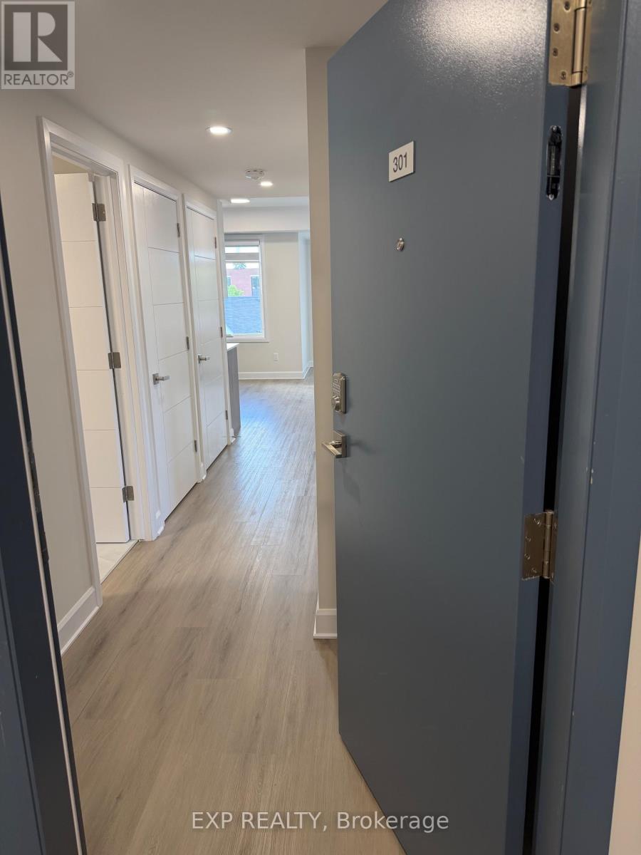 . - 258 Montfort Street, Ottawa, Ontario  K1L 5P2 - Photo 2 - X13442028