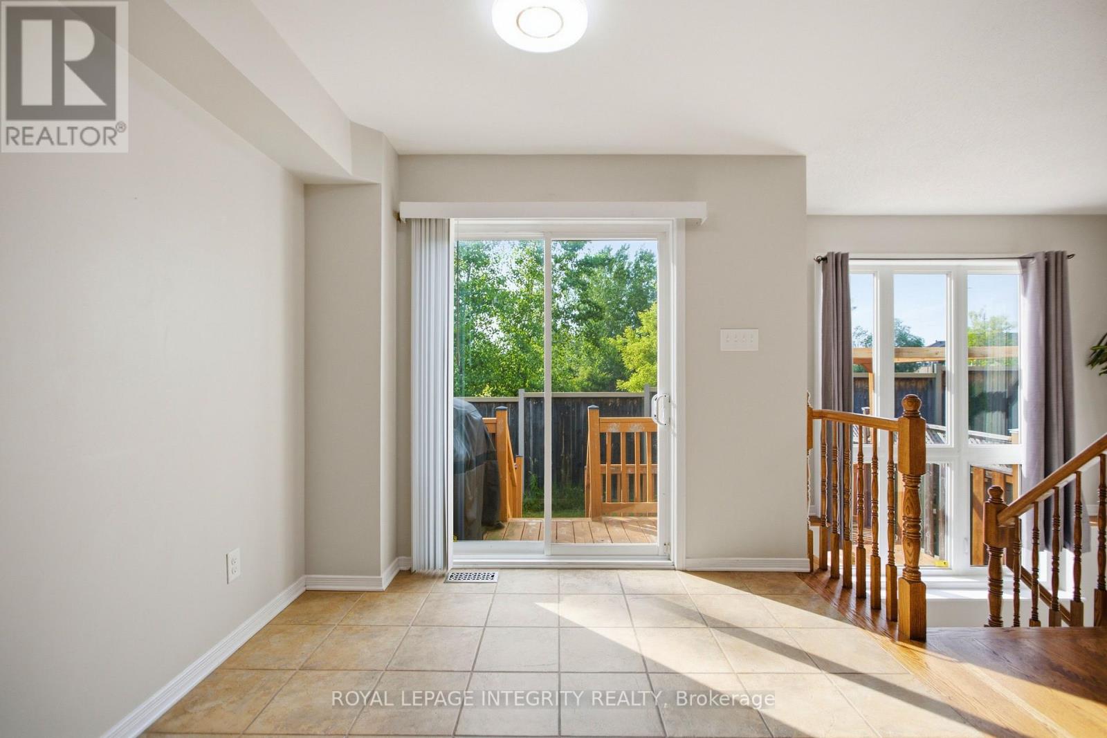 354 Rolling Meadow Crescent, Ottawa, Ontario  K1W 0A7 - Photo 12 - X13442128