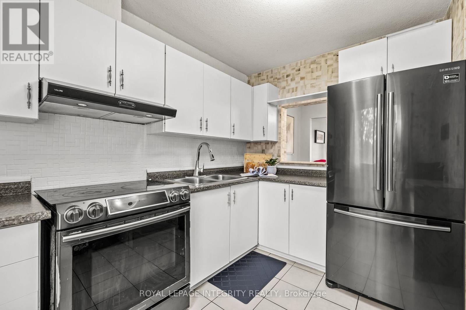 3565 Aladdin Lane, Ottawa, Ontario  K1T 1E1 - Photo 5 - X13442344