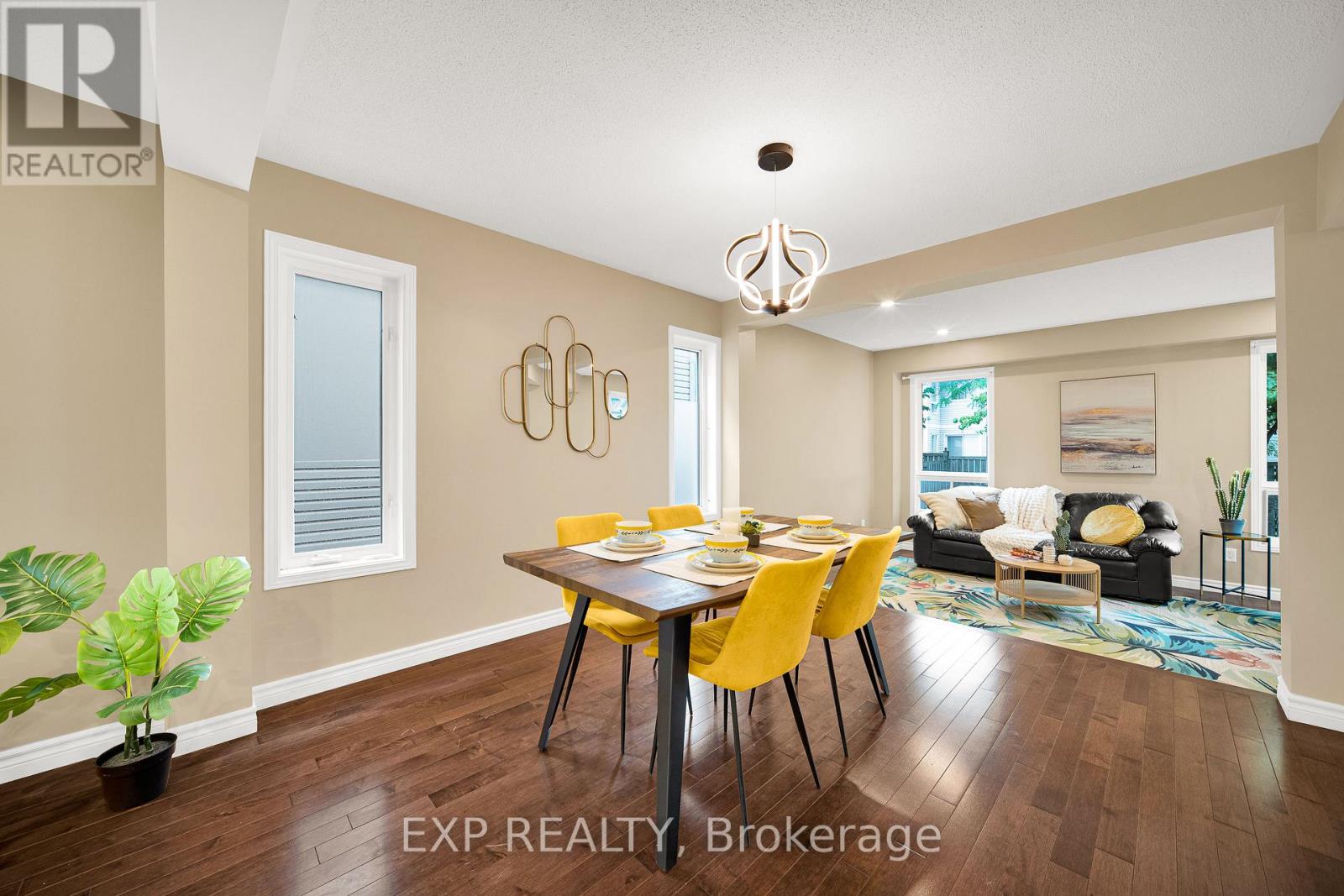 43 Trump Avenue, Ottawa, Ontario  K2C 4A4 - Photo 4 - X13442412
