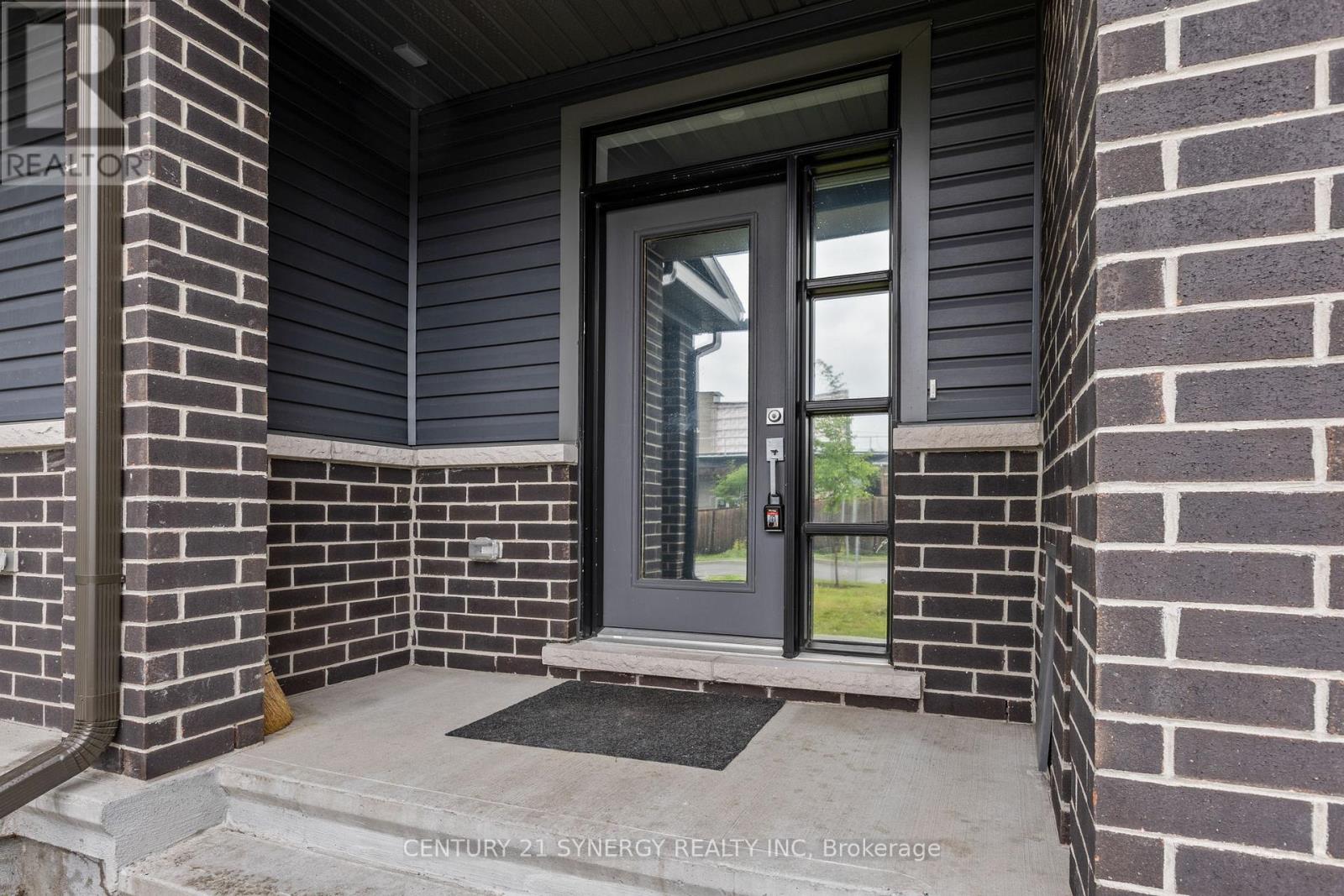 112 Attwell Private, Ottawa, Ontario  K2K 0P6 - Photo 3 - X13442582