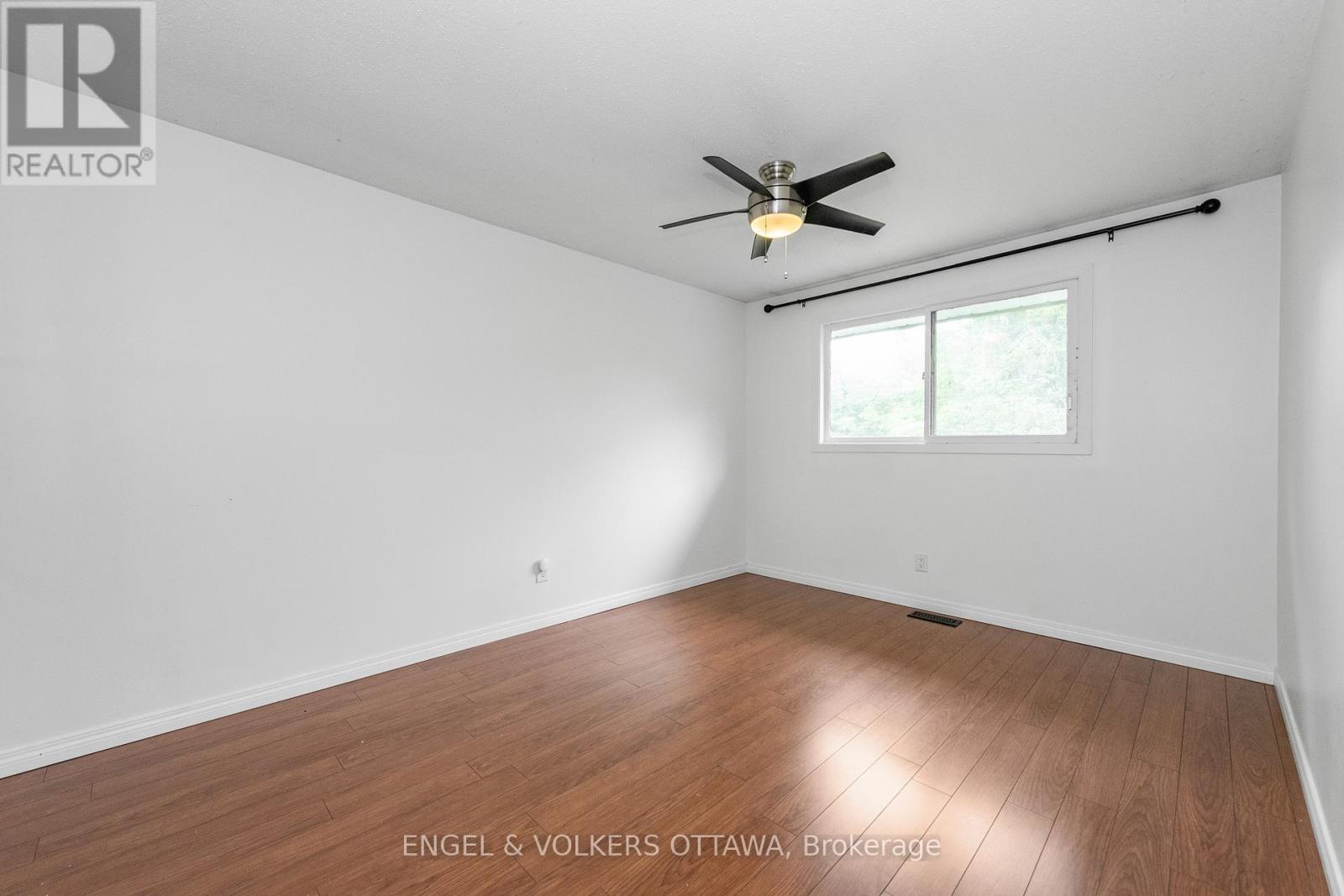 75 Woodfield Drive, Ottawa, Ontario  K2G 0A1 - Photo 14 - X13442588