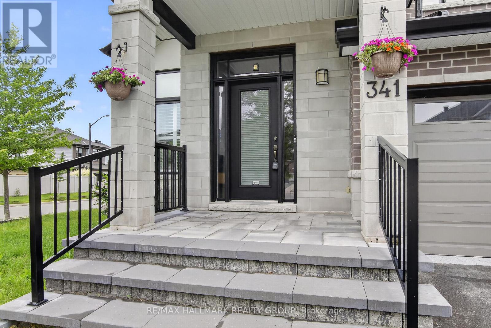 341 Serenade Crescent, Ottawa, Ontario  K1X 0B9 - Photo 4 - X13442598