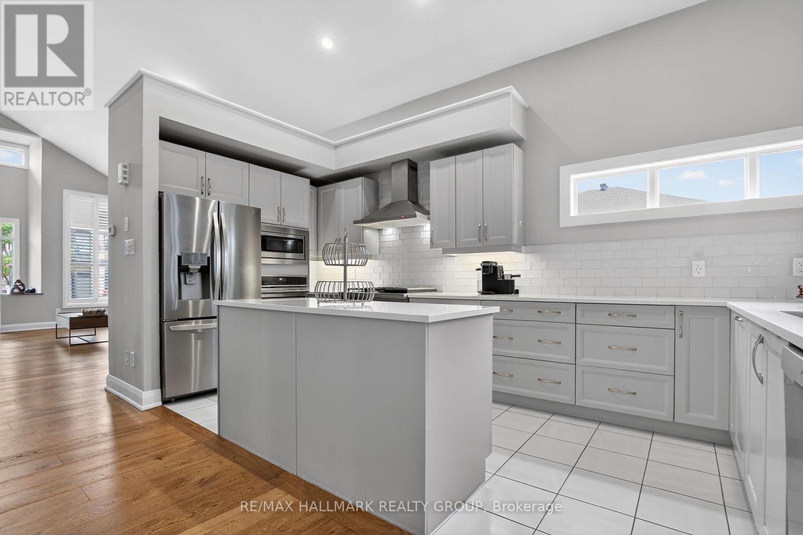 341 Serenade Crescent, Ottawa, Ontario  K1X 0B9 - Photo 8 - X13442598