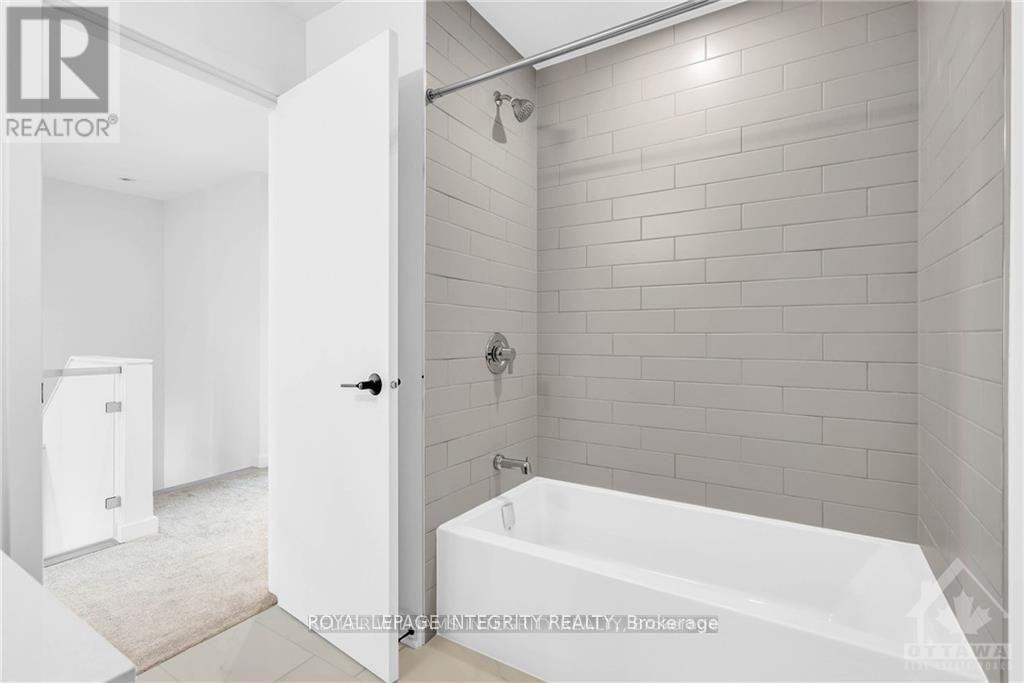 254 Shuttleworth Drive, Ottawa, Ontario  K1T 0T4 - Photo 25 - X13442664