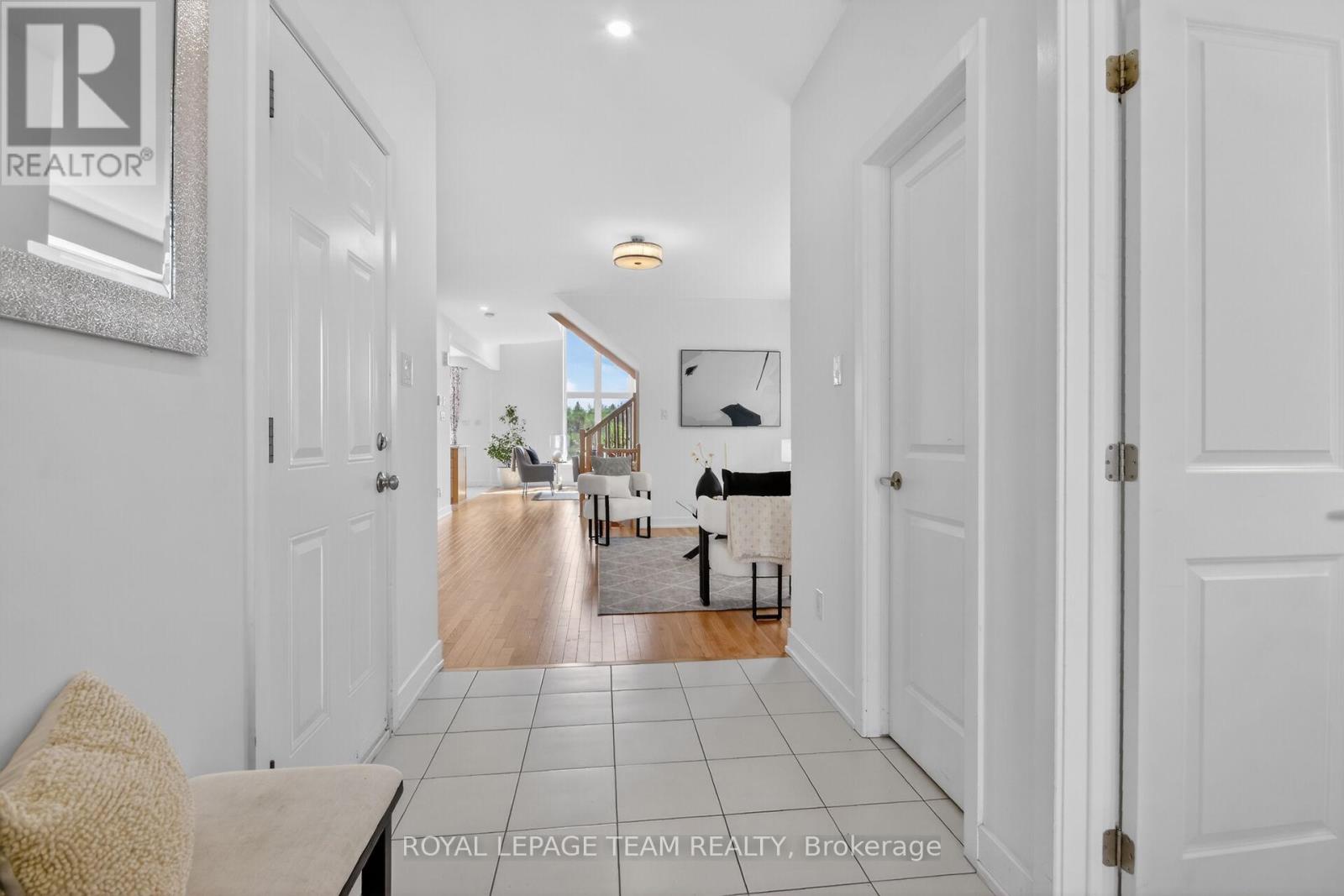 154 Winterhaven Drive, Ottawa, Ontario  K1W 0P1 - Photo 29 - X13442738
