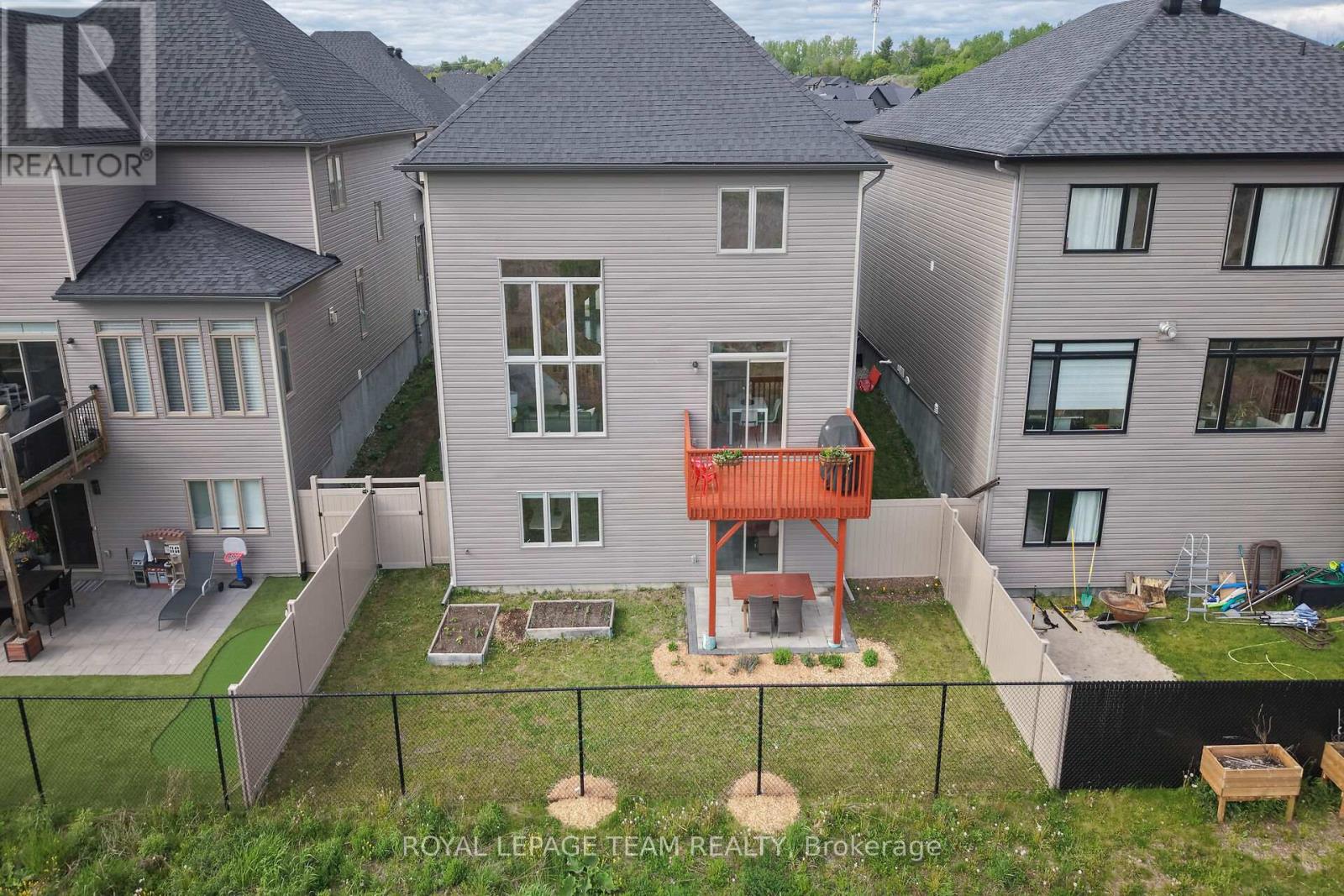 154 Winterhaven Drive, Ottawa, Ontario  K1W 0P1 - Photo 3 - X13442738
