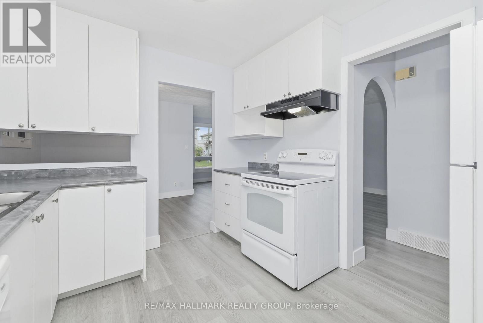 1259 Marenger Street, Ottawa, Ontario  K1C 1S1 - Photo 7 - X13442782