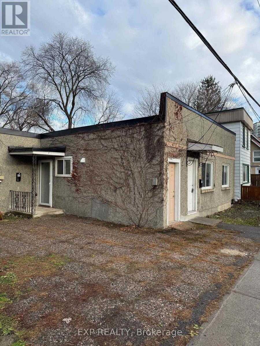 17 LOYER STREET, Ottawa, Ontario