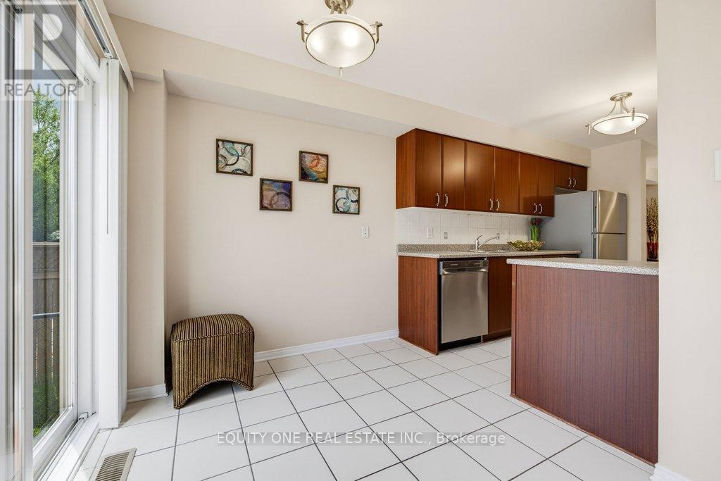 325 Applecross Crescent, Ottawa, Ontario  K2K 0C4 - Photo 10 - X13443246