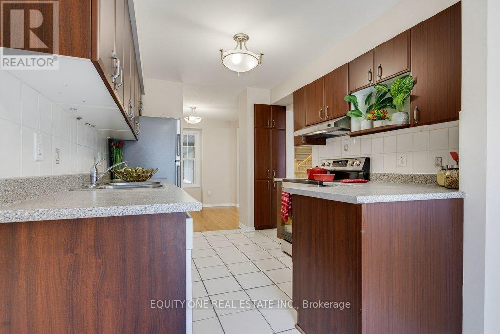 325 Applecross Crescent, Ottawa, Ontario  K2K 0C4 - Photo 12 - X13443246