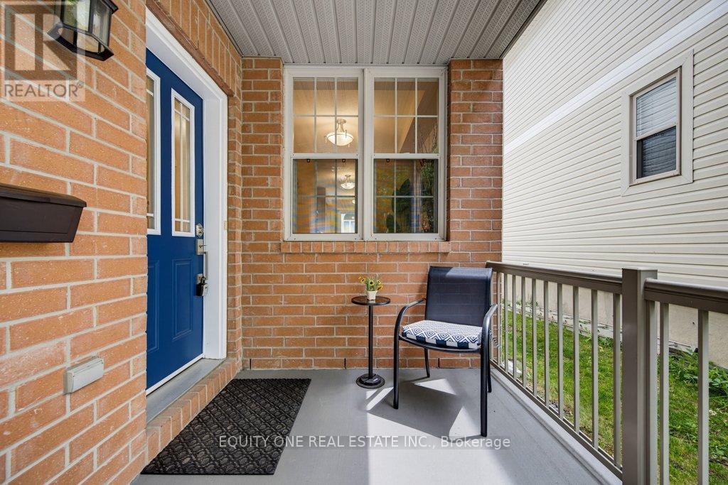 325 Applecross Crescent, Ottawa, Ontario  K2K 0C4 - Photo 3 - X13443246