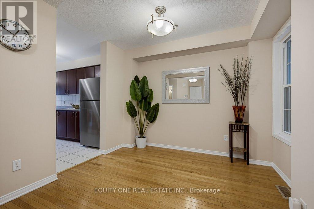 325 Applecross Crescent, Ottawa, Ontario  K2K 0C4 - Photo 8 - X13443246