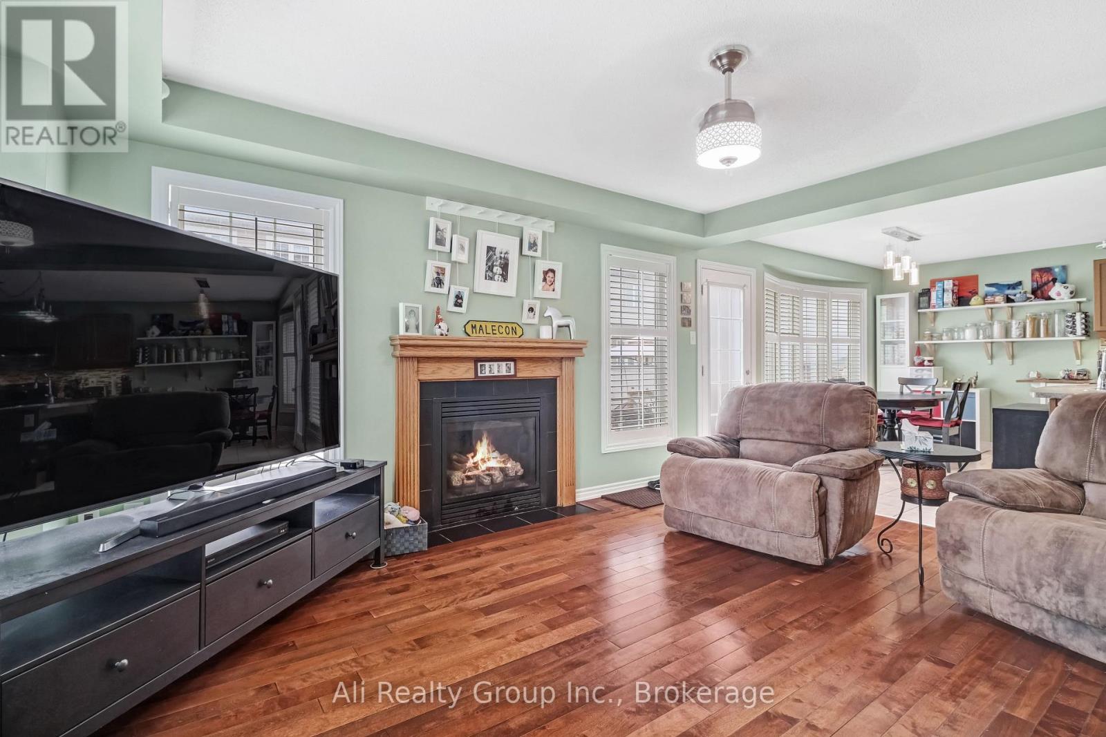 3022 Freshwater Way, Ottawa, Ontario  K2J 3V5 - Photo 8 - X13443368