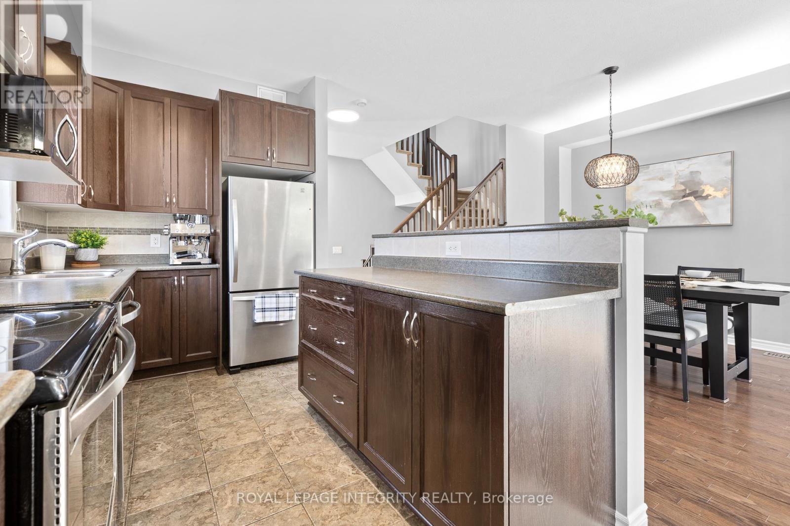 179 Flat Sedge Crescent, Ottawa, Ontario  K1T 0G9 - Photo 10 - X13443484