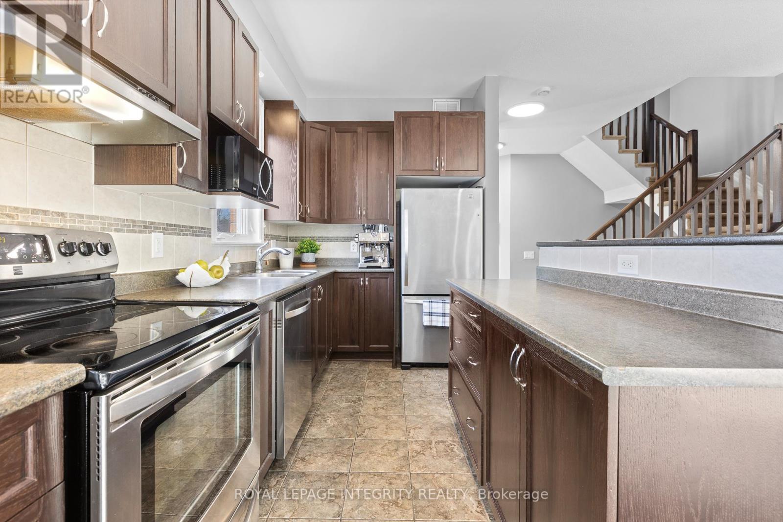 179 Flat Sedge Crescent, Ottawa, Ontario  K1T 0G9 - Photo 8 - X13443484