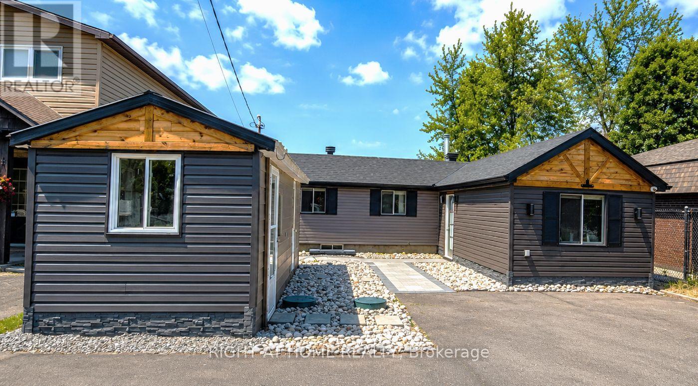 3858 Rideau River Road, North Grenville, Ontario  K0G 1J0 - Photo 2 - X13443588