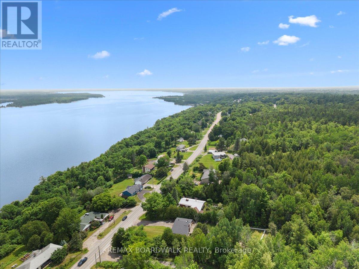 1079 River Road S, Mcnab/braeside, Ontario  K0A 1G0 - Photo 43 - X13443672