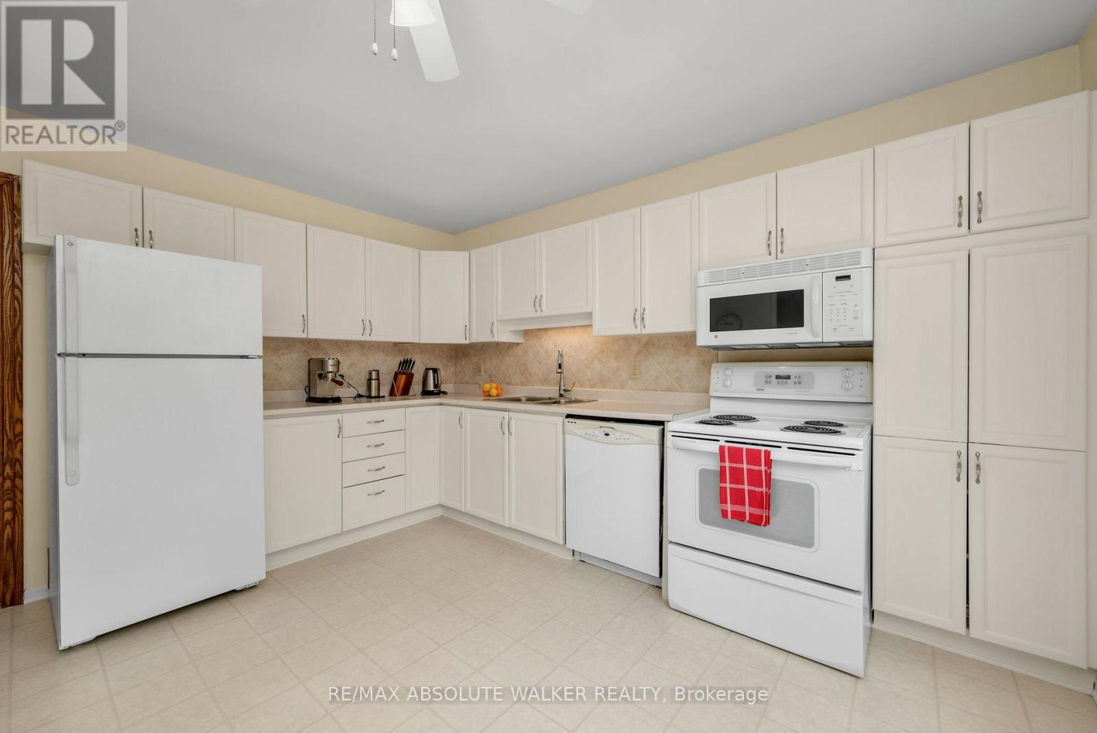 14 Inwood Drive, Ottawa, Ontario  K2M 1Z5 - Photo 10 - X13443808