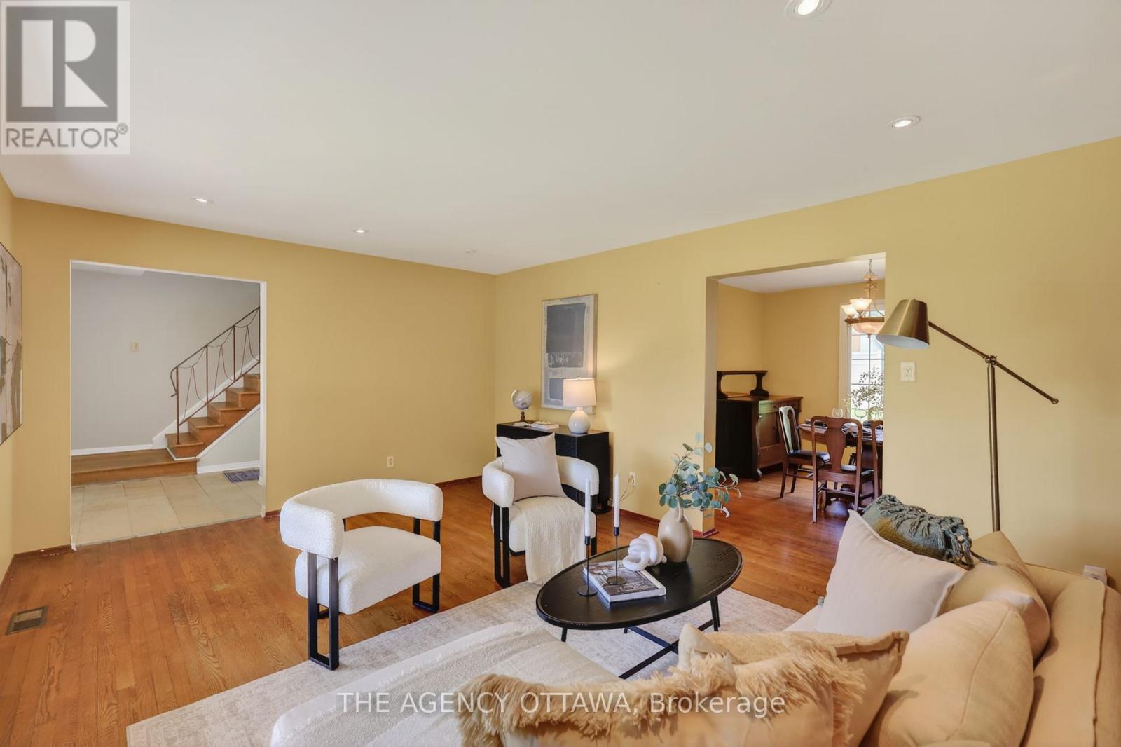 1681 Amberdale Crescent, Ottawa, Ontario  K1H 7B2 - Photo 7 - X13443844