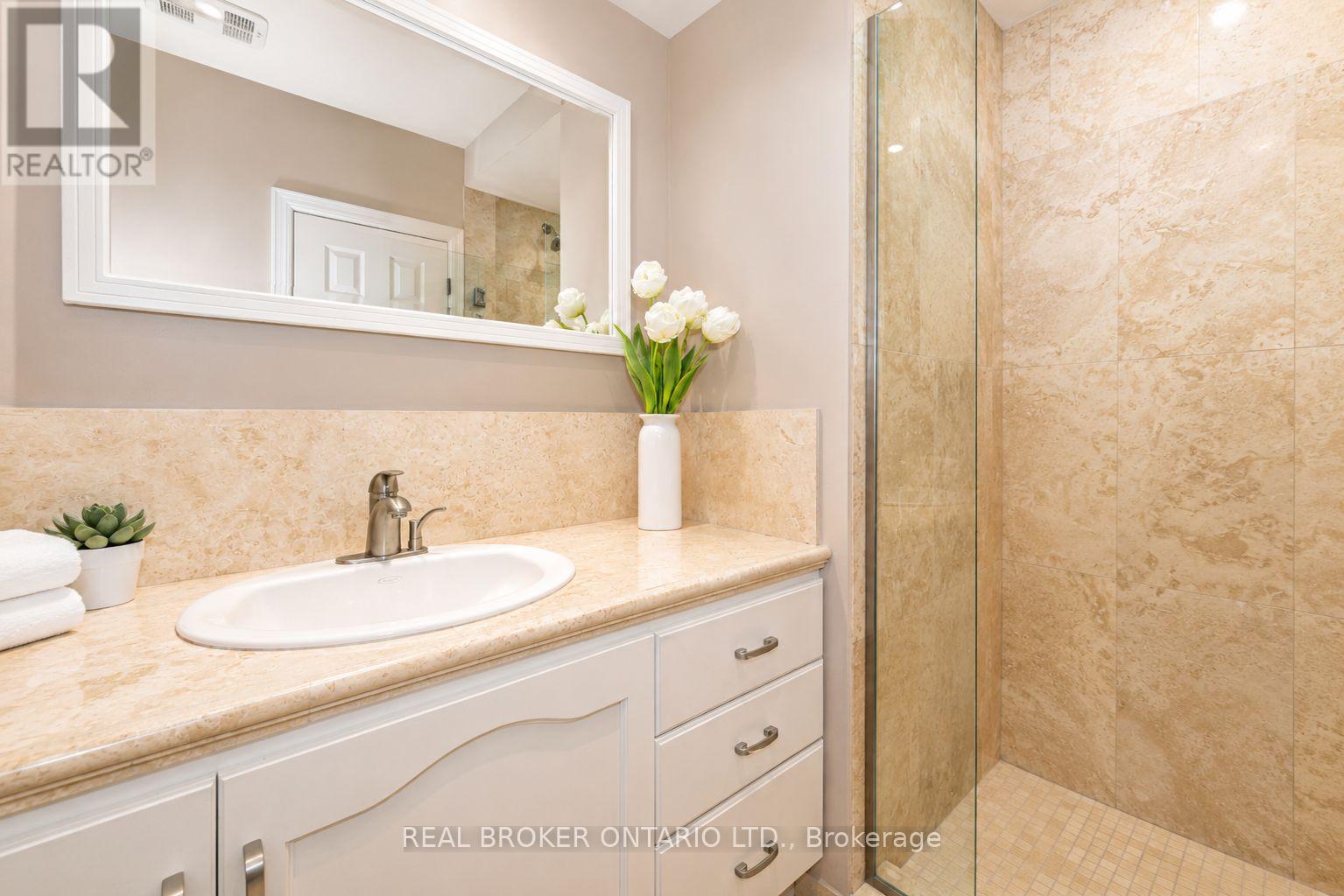 9 Graham Avenue, Ottawa, Ontario  K1S 0B6 - Photo 17 - X13443854