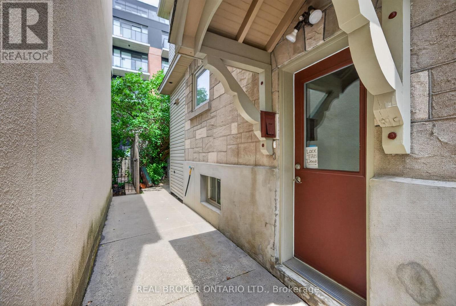 9 Graham Avenue, Ottawa, Ontario  K1S 0B6 - Photo 35 - X13443854