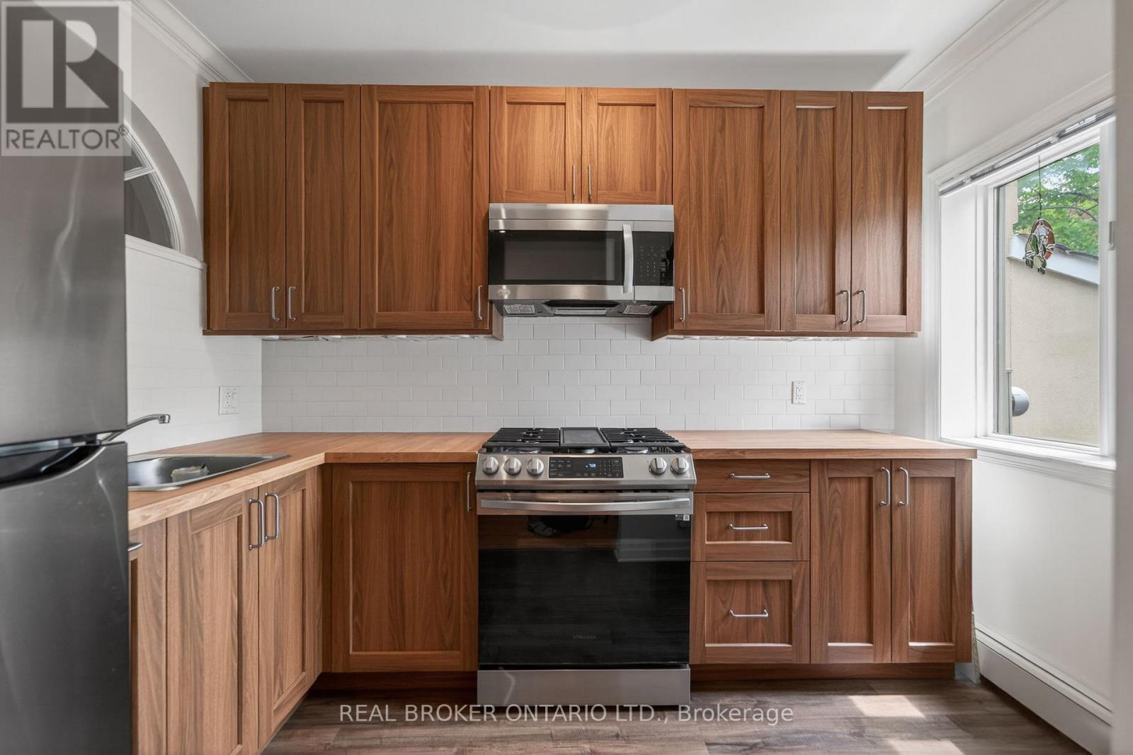 9 Graham Avenue, Ottawa, Ontario  K1S 0B6 - Photo 5 - X13443854