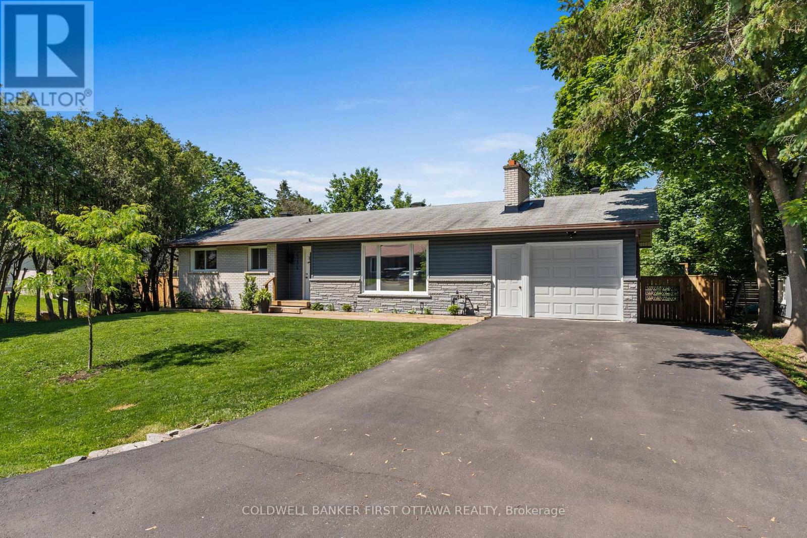 5276 Hillcrest Drive, Ottawa, Ontario  K4M 1E9 - Photo 3 - X13443932