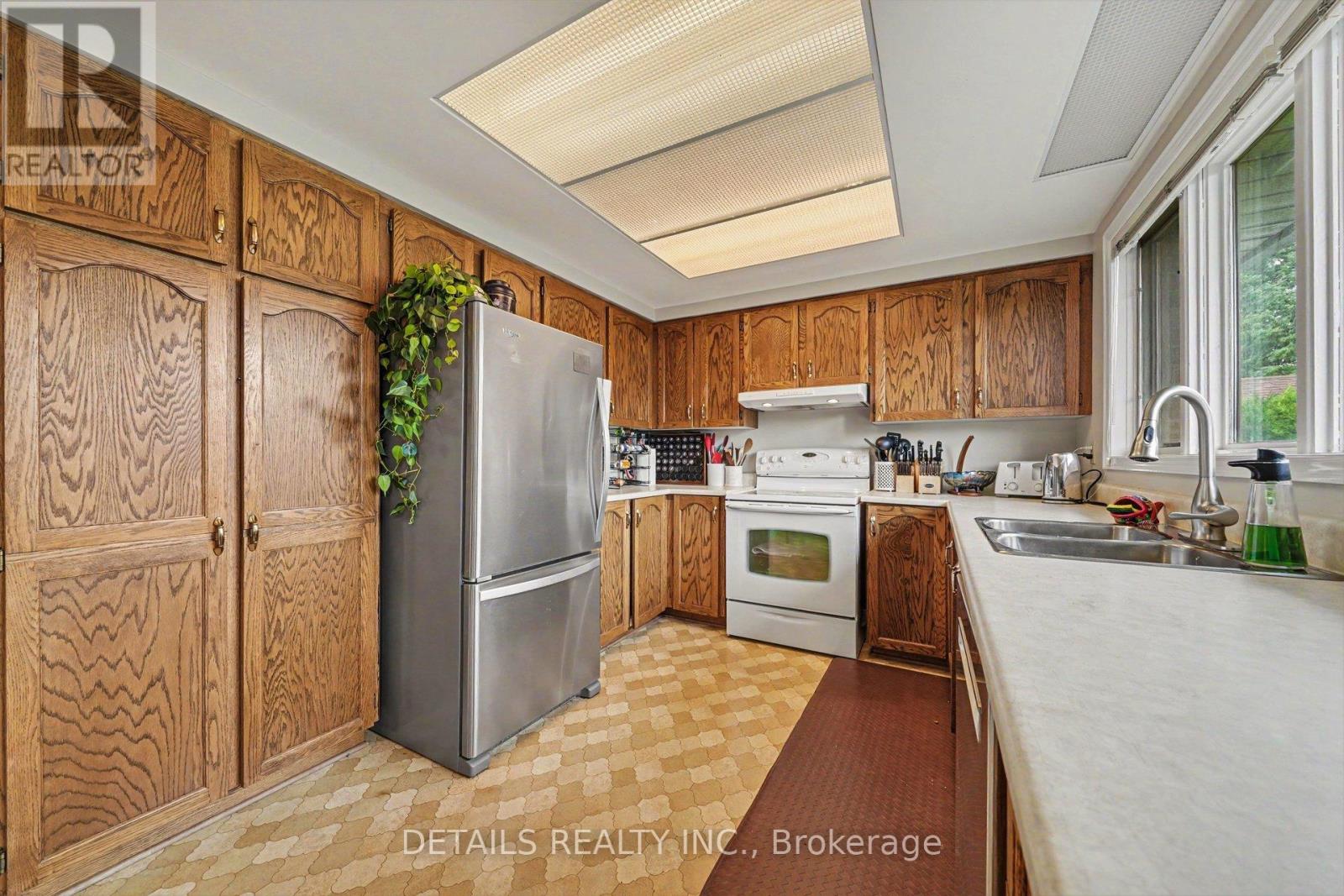 152 Foxfield Drive, Ottawa, Ontario  K2J 2T1 - Photo 15 - X13443958