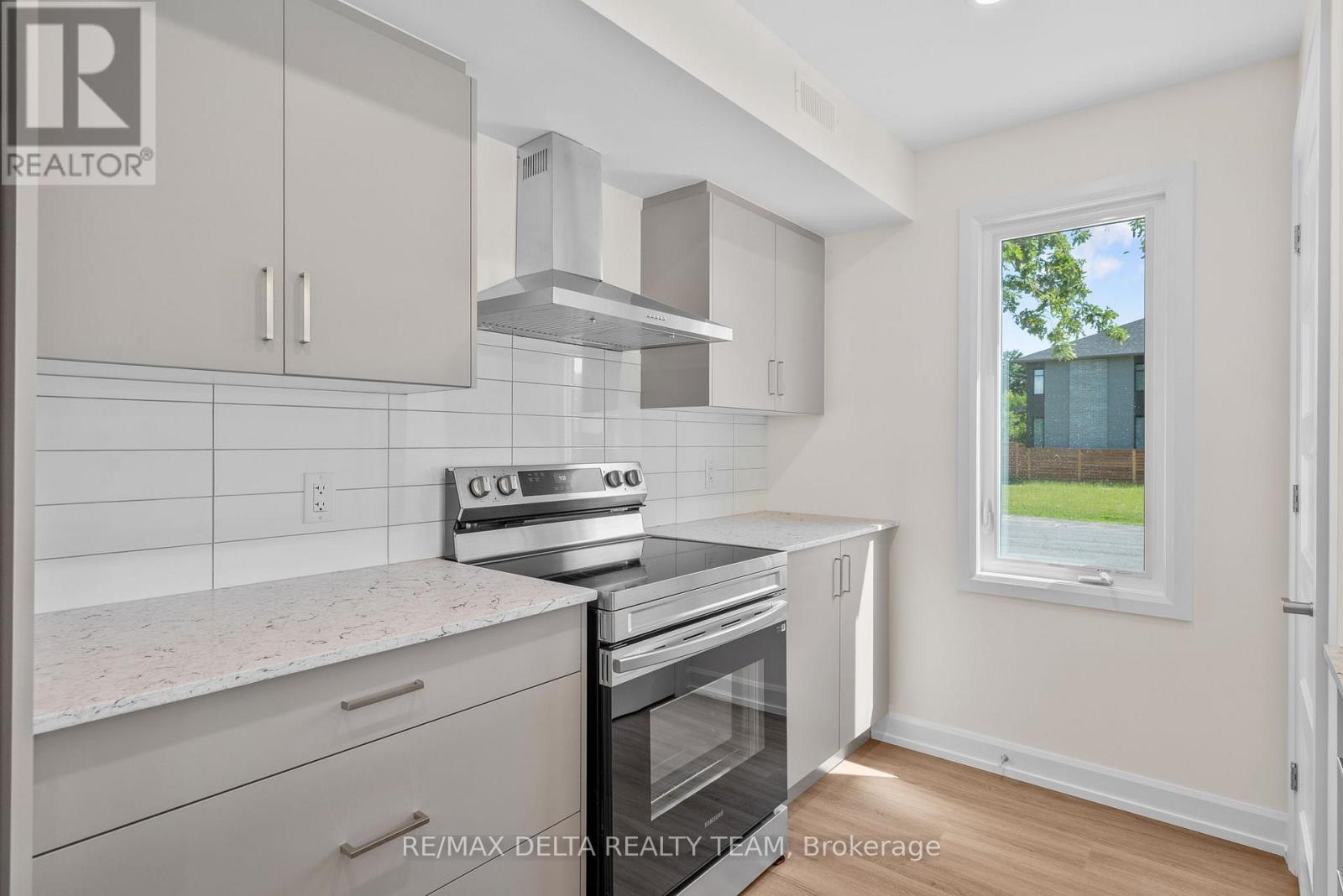 77 Granton Avenue, Ottawa, Ontario  K2G 1L2 - Photo 32 - X13444086