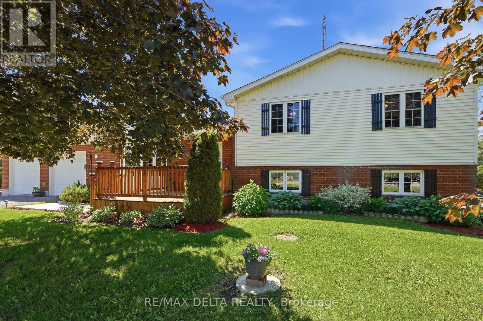 1051 Aberdeen Road W, Champlain, Ontario  K0B 1R0 - Photo 1 - X13444148