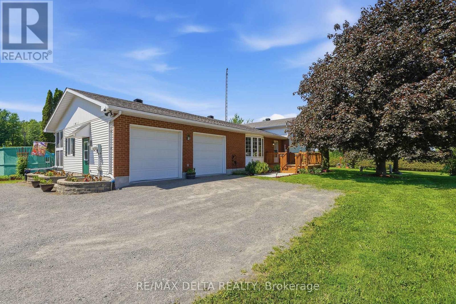 1051 Aberdeen Road W, Champlain, Ontario  K0B 1R0 - Photo 3 - X13444148