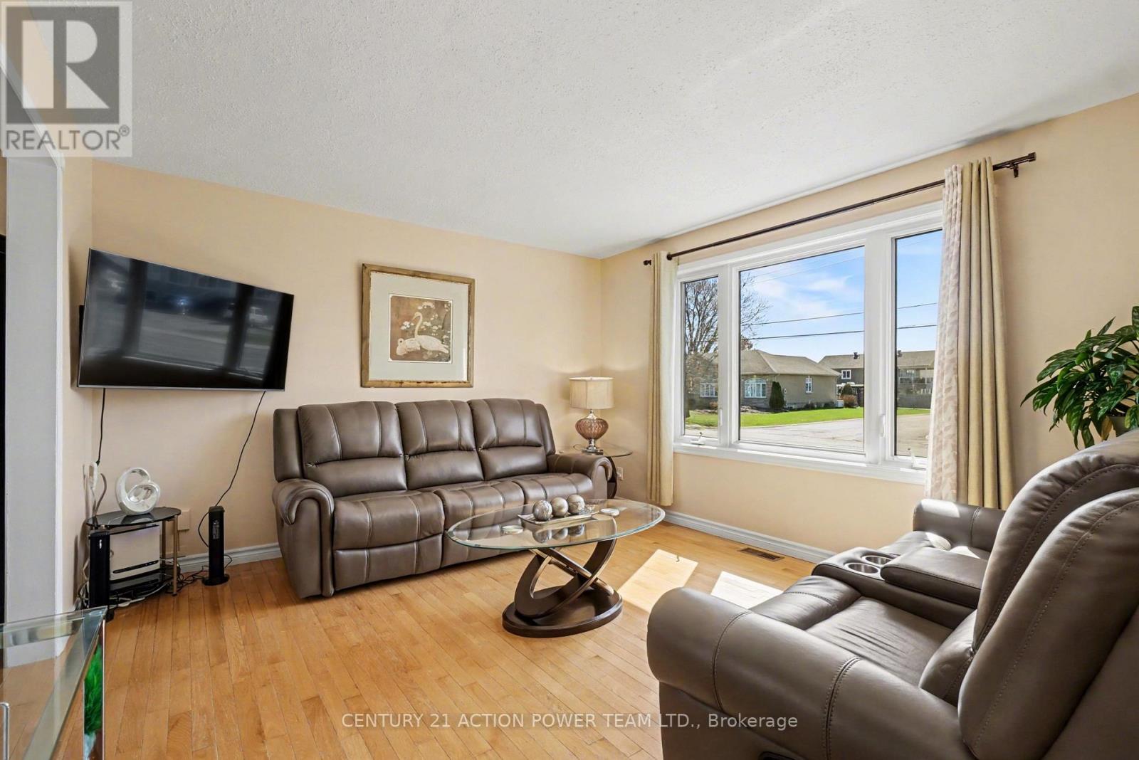 728 Saint Isidore Road, Casselman, Ontario  K0A 1M0 - Photo 9 - X13444182
