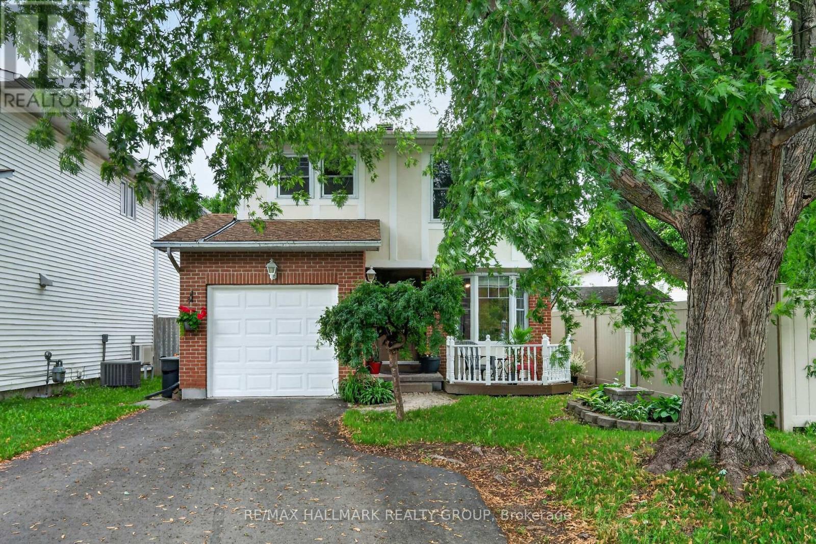 4 GOWRIE DRIVE, Ottawa, Ontario